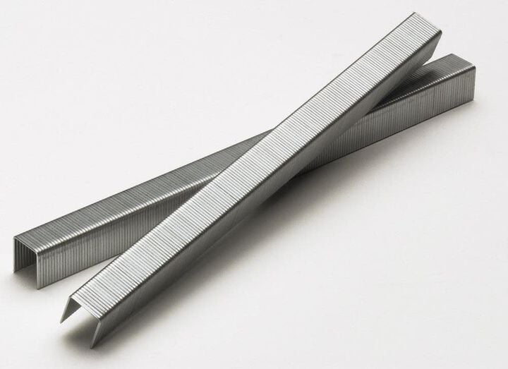 22 Gage, 3/8″ Crown, Fine Wire Staple